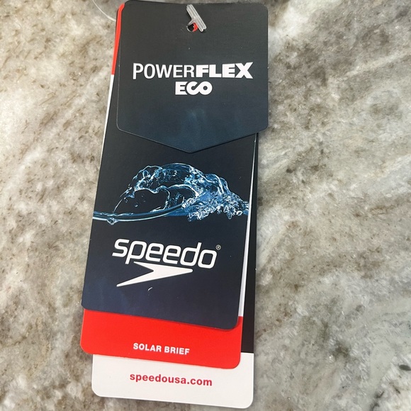 NWT SPEEDO Men's Swimsuit Brief Powerflex Eco Solar Sz 32 - Picture 2 of 5